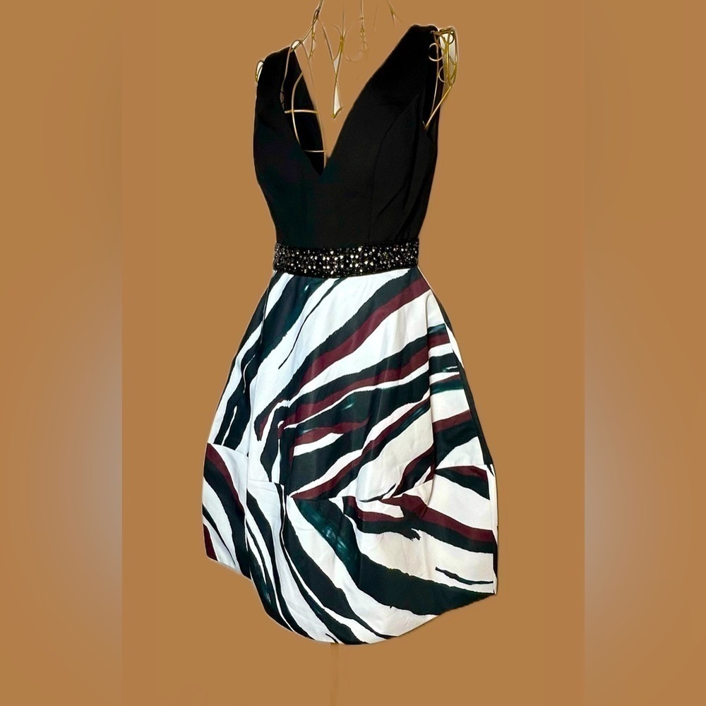 NWT Maslavi Jovani A-Line Black Striped Cocktail Dress, Beaded Waist & Pockets 4 - Picture 10 of 16